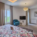 Dream House Будинок відпочинку