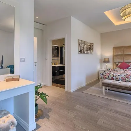 Dream House Semesterbostad