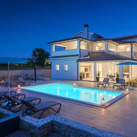 Dream House * פולה