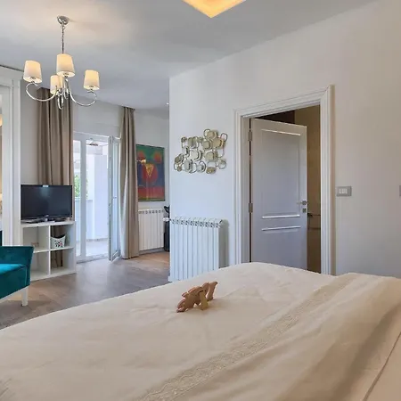 בית נופש Dream House פולה