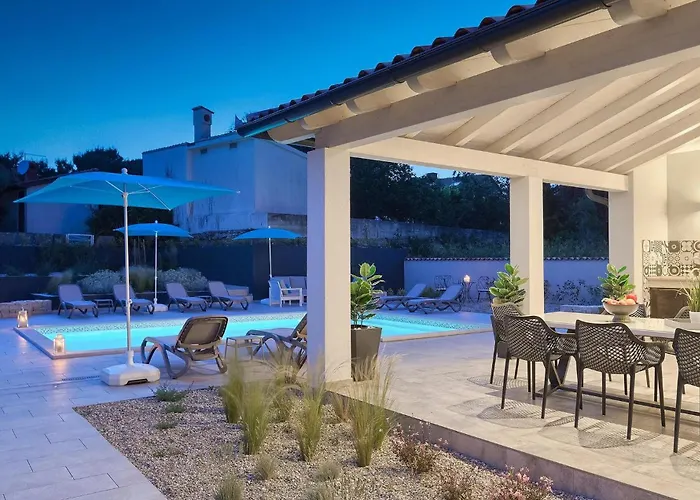 Dream House 펜션 풀라